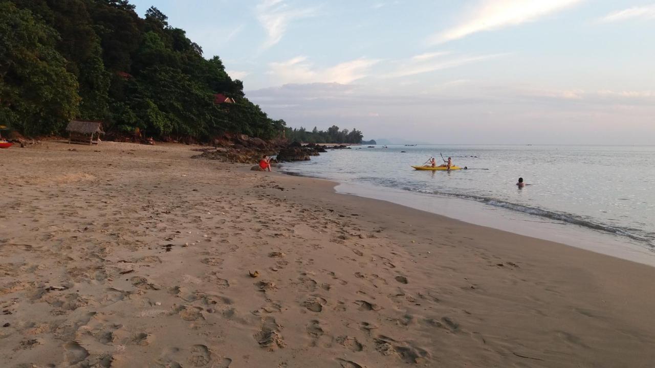 Kohjum Seafront Resort Koh Jum Zewnętrze zdjęcie